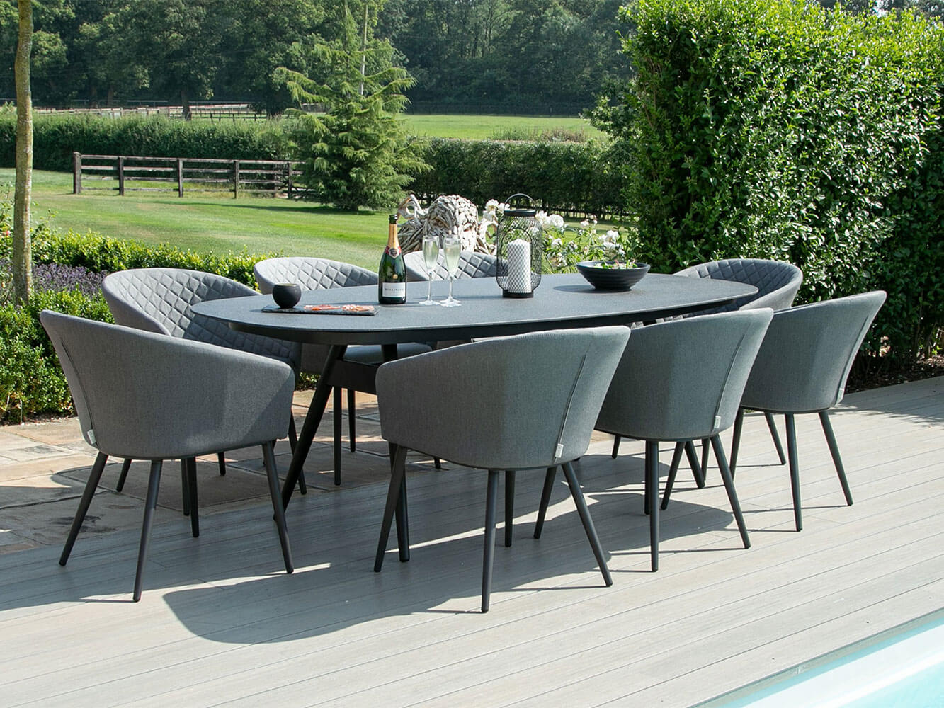 Napoli 8 Seat Oval Dining Set