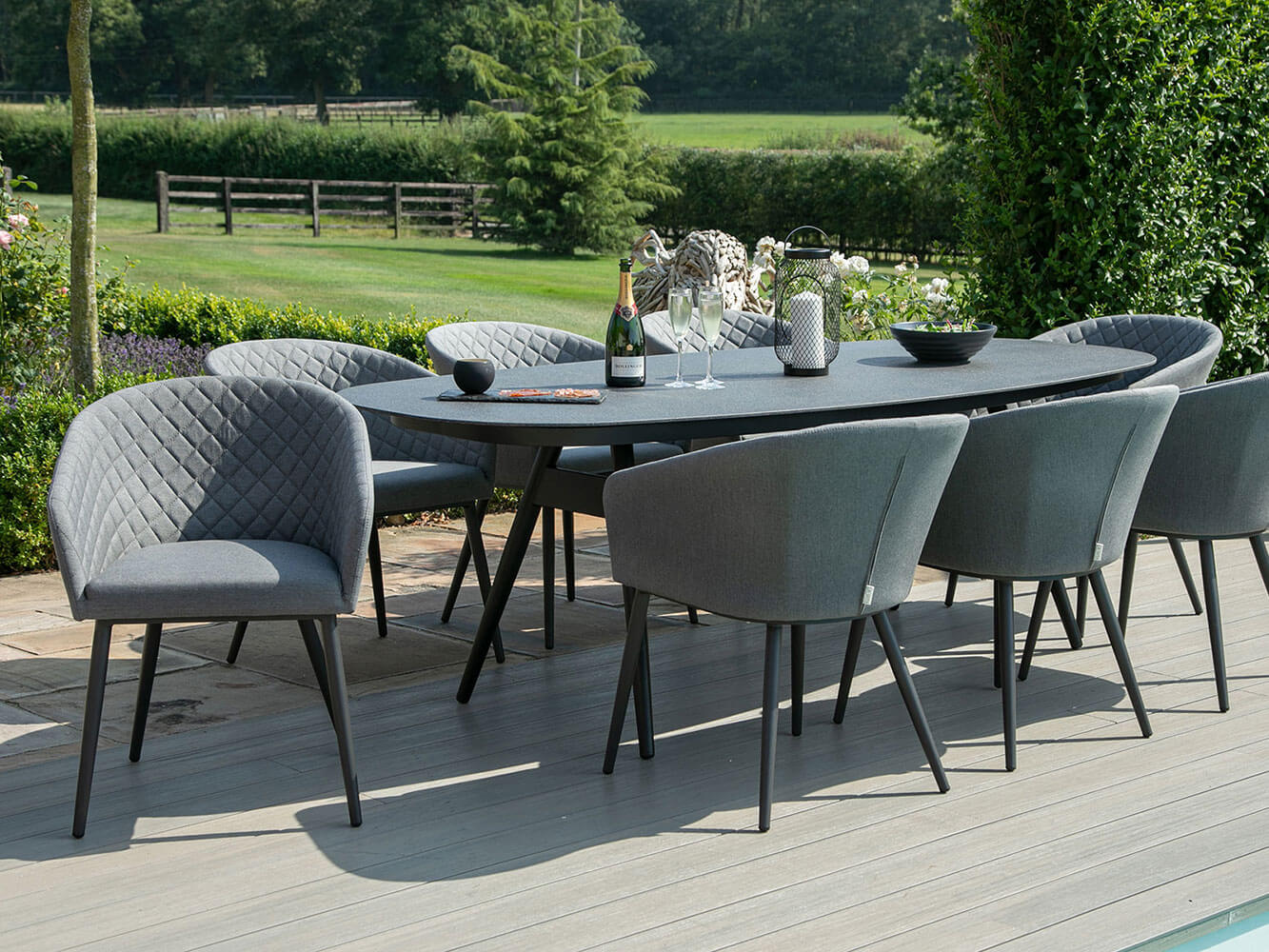 Napoli 8 Seat Oval Dining Set