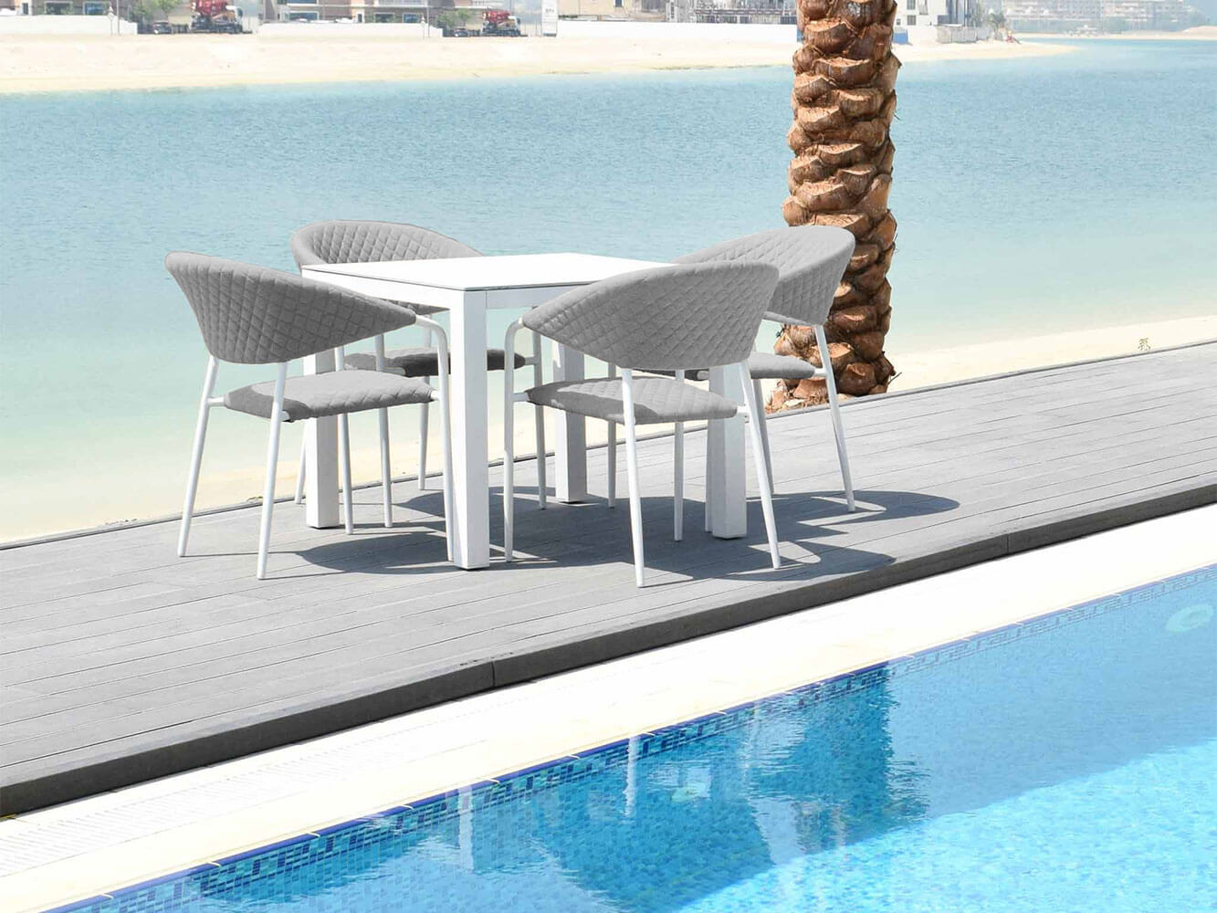 Nuoro 4 Seat Square Dining Set