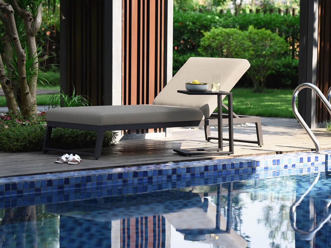 Ferrara Sun Lounger